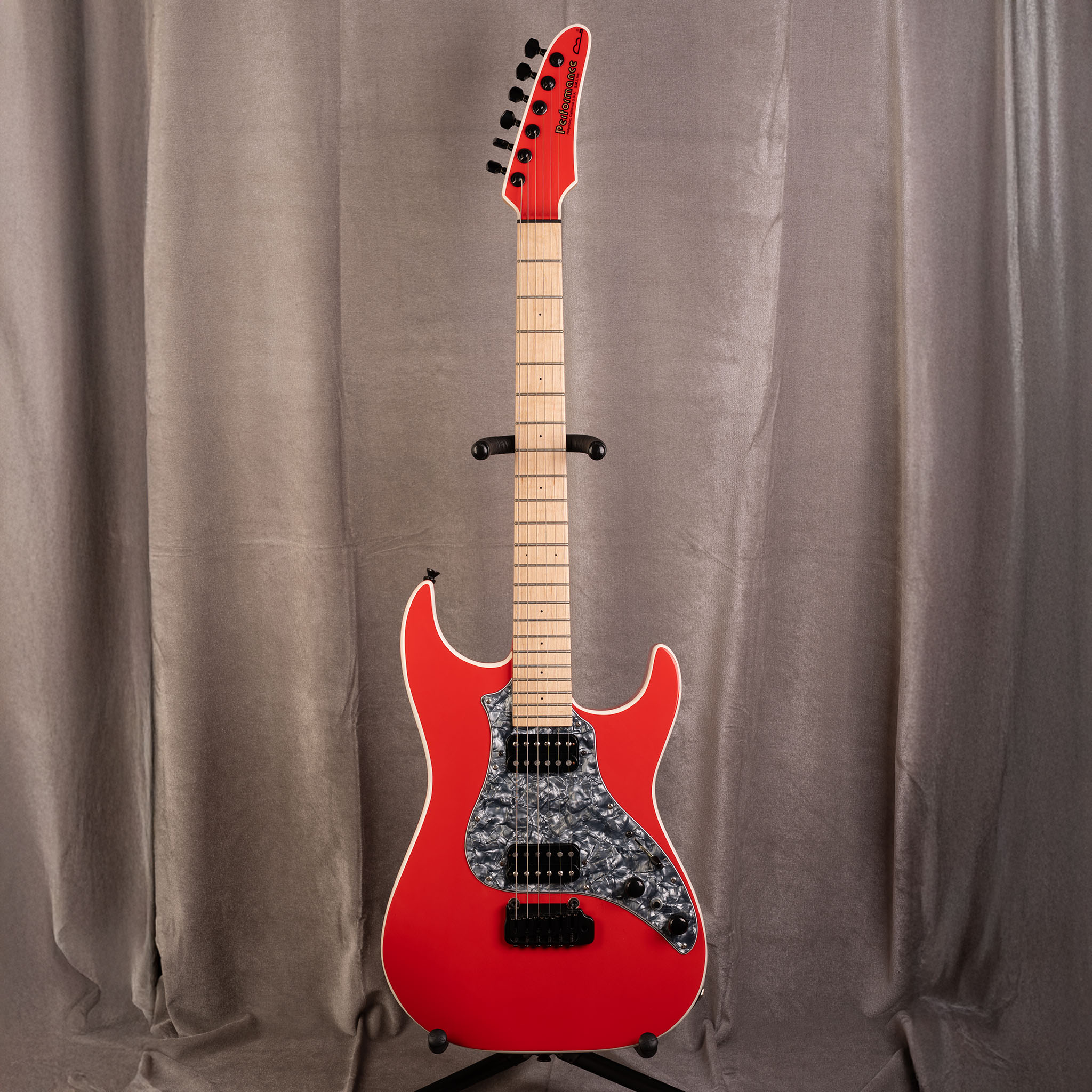 Performance Guitar | Corsair Red/White Line
