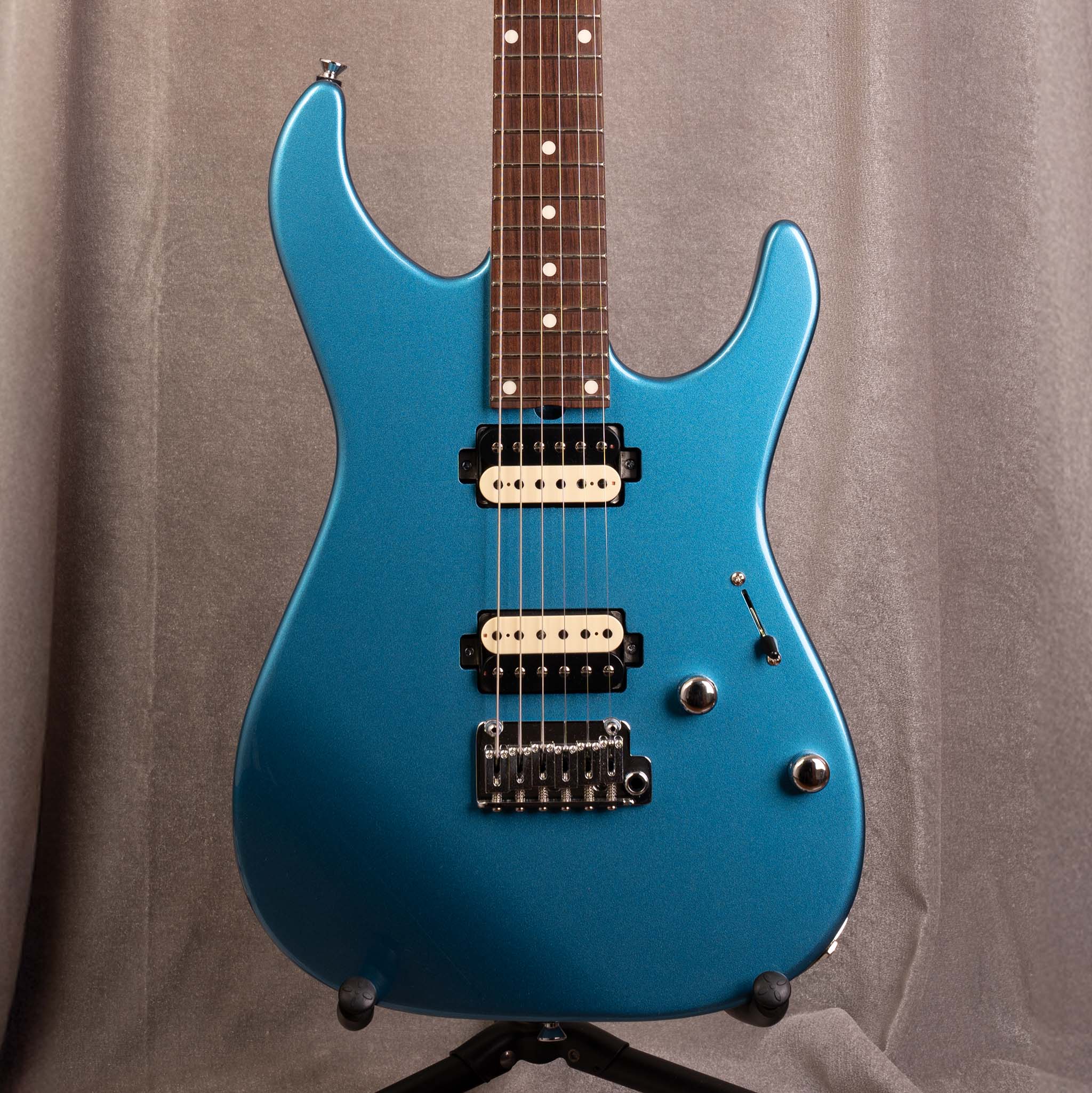 Kino Factory | Stay 24F Lake Placid Blue