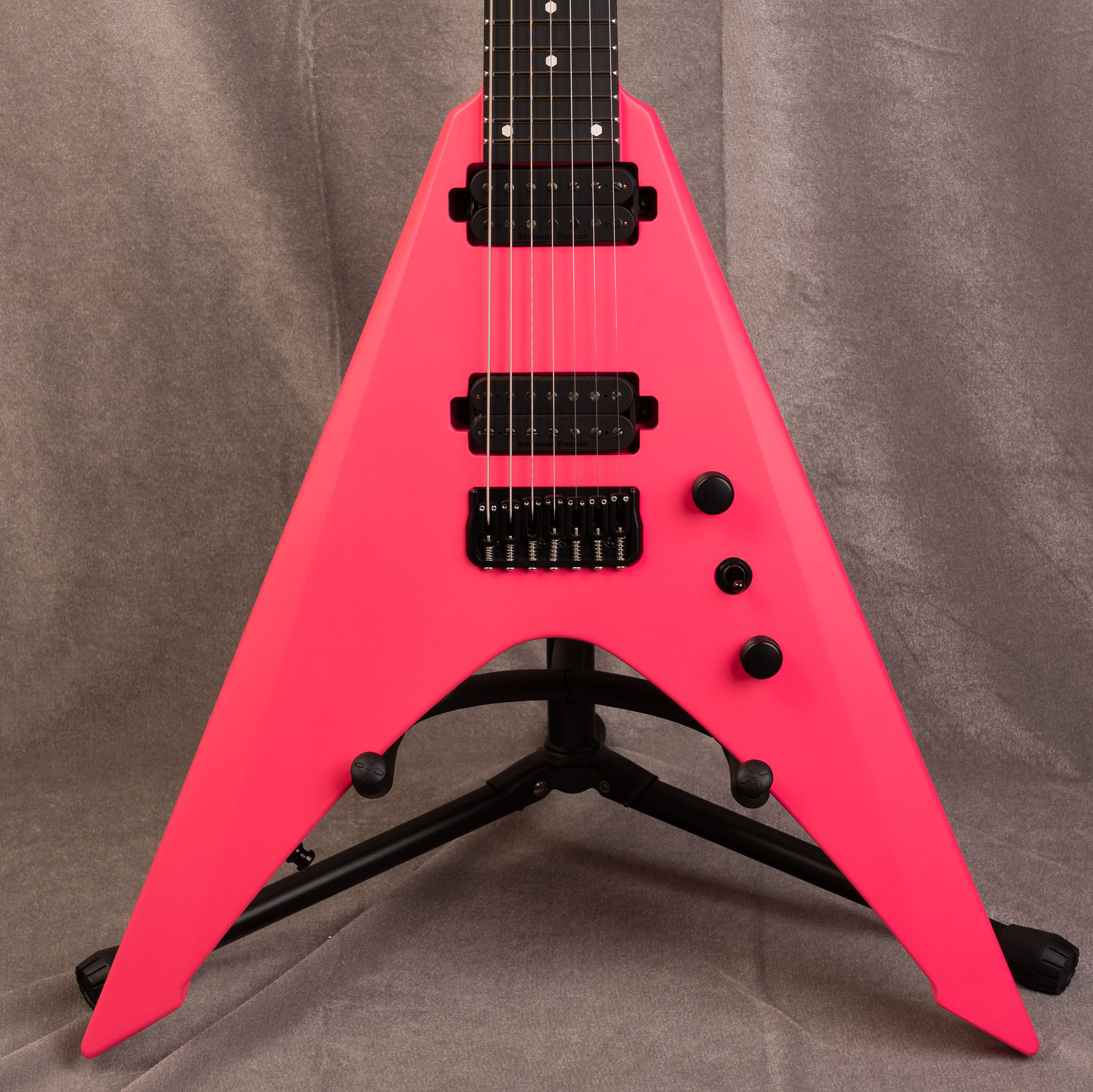 Ruf Guitars | Master Vinci 7 Demon Pink Satin