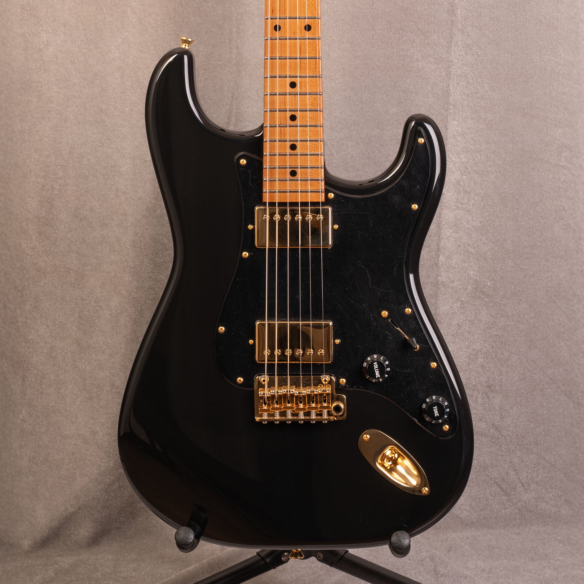 Kz Guitar Works | Kz ST Trad 22 2H6 Black