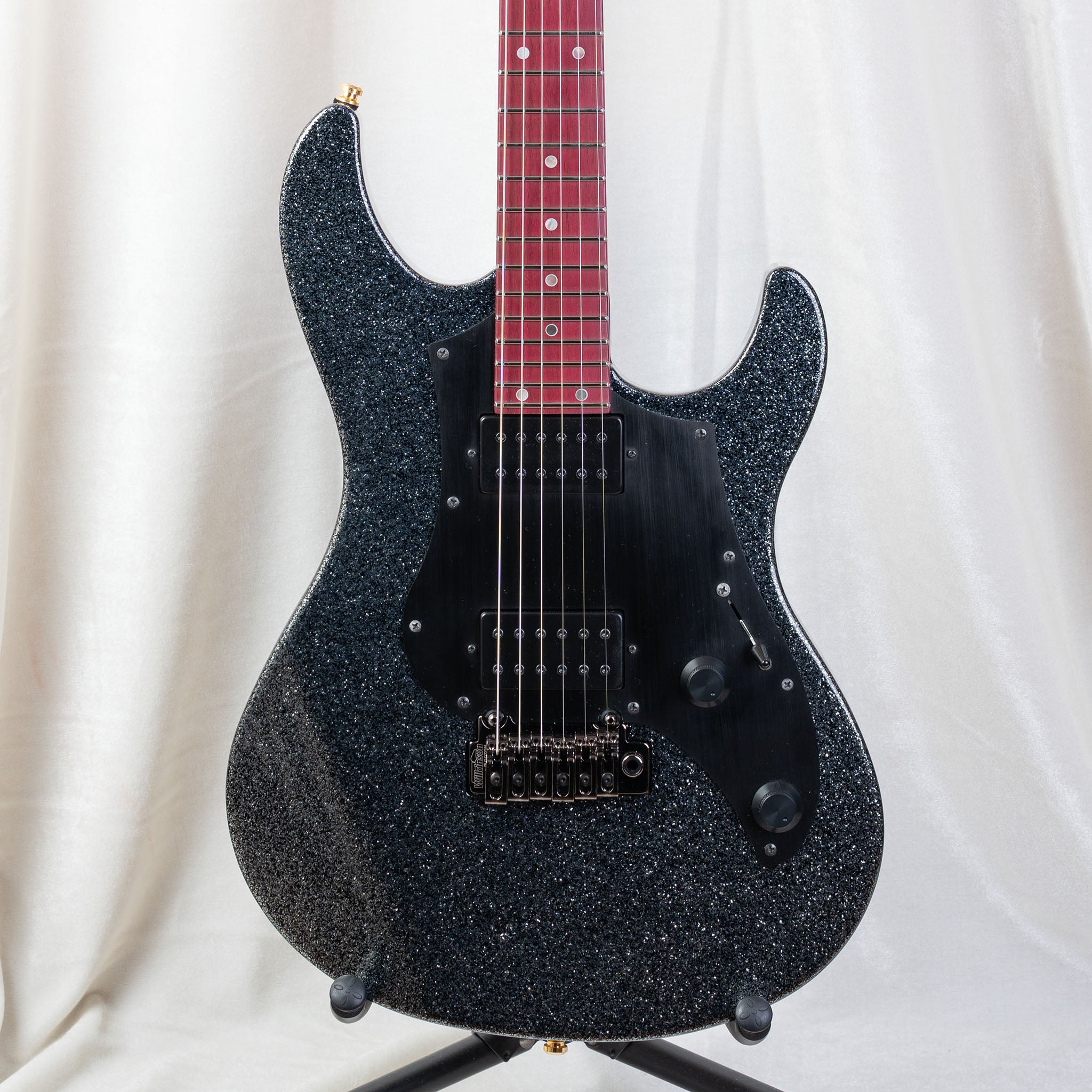 Black Smoker | Futura B HH Prototype Black Sparkle