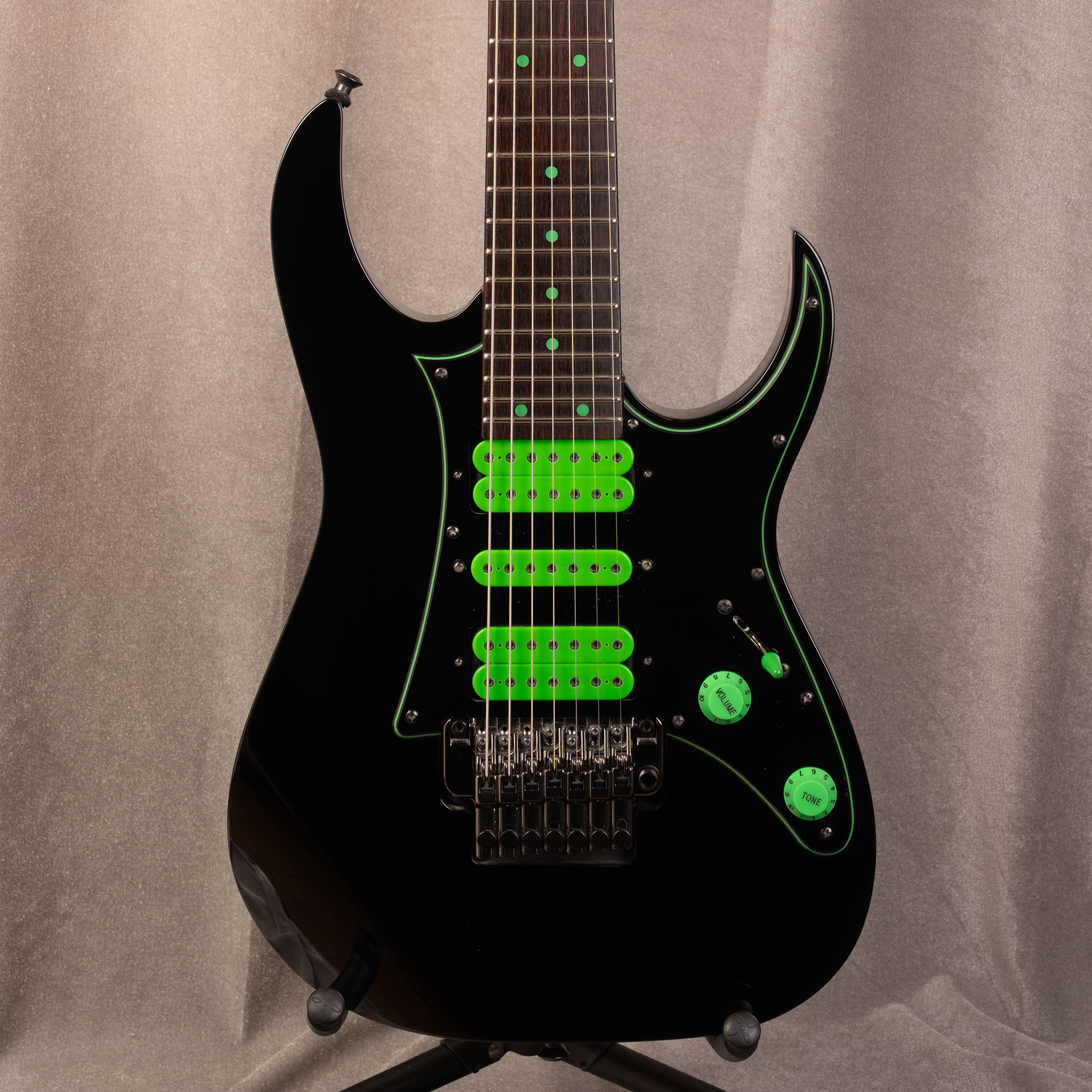 Ibanez | UV70P-BK