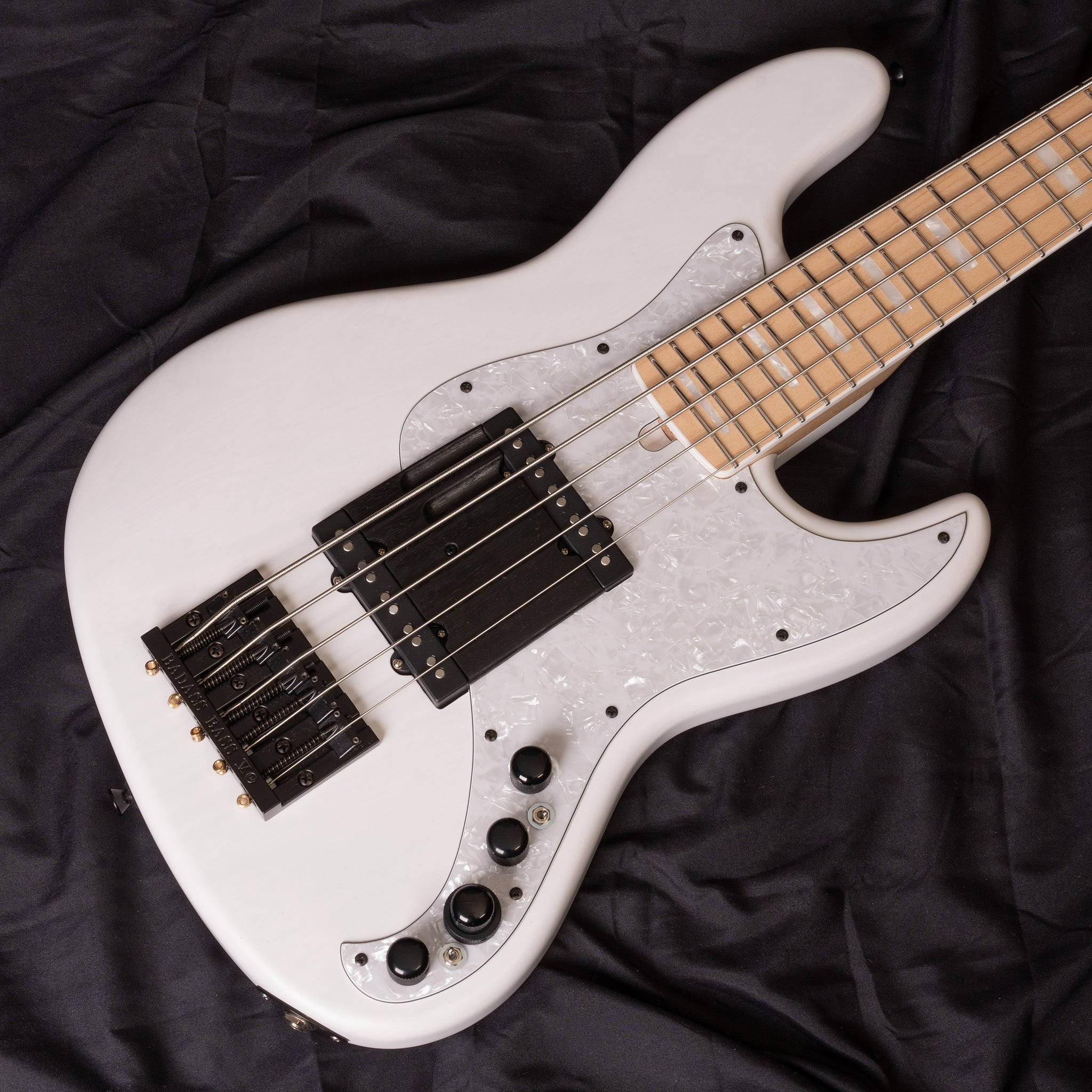 Performance Guitar | YB-5-24 Bass (White)