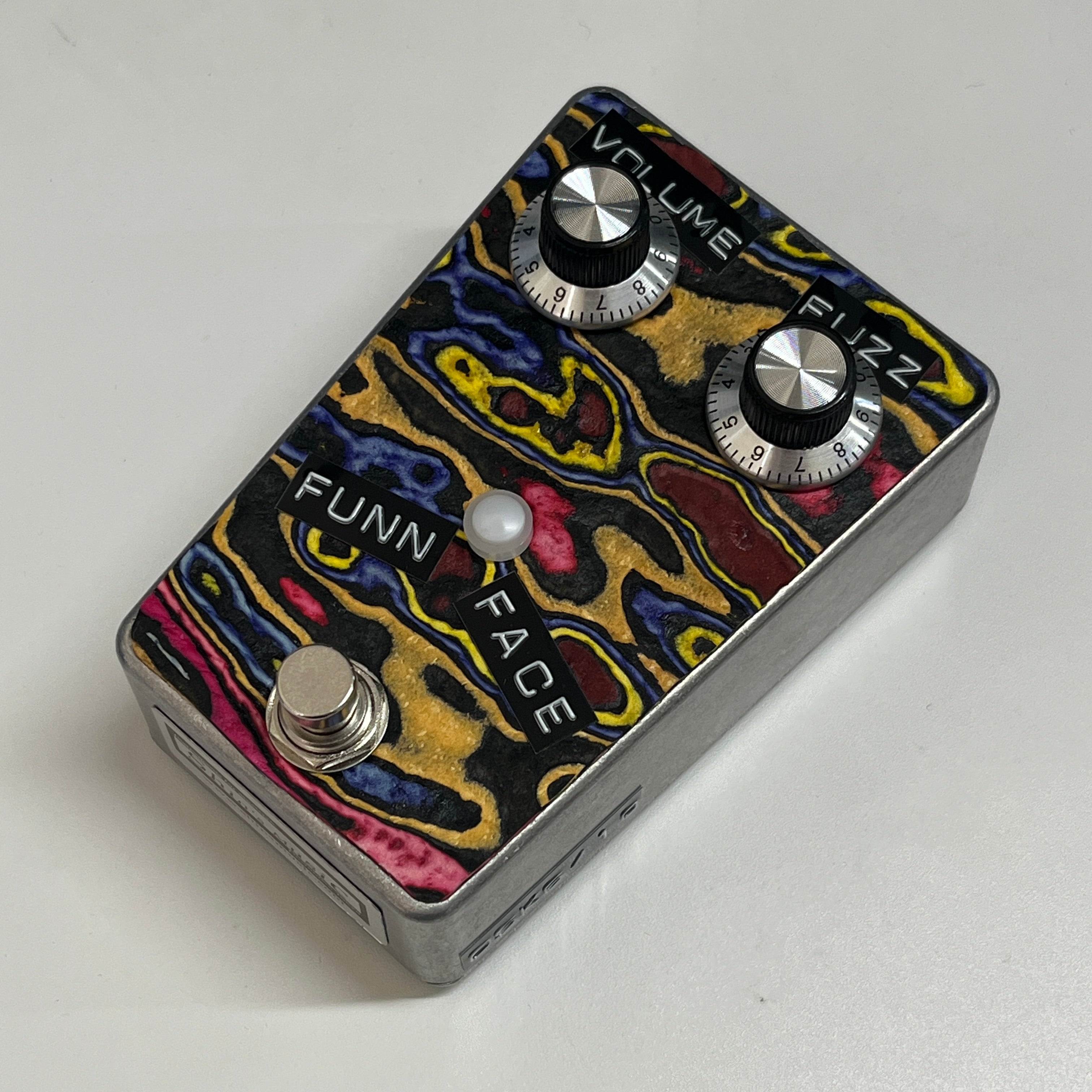 Shin's Music | FUNN FACE FUZZ LIMITED Neon Red