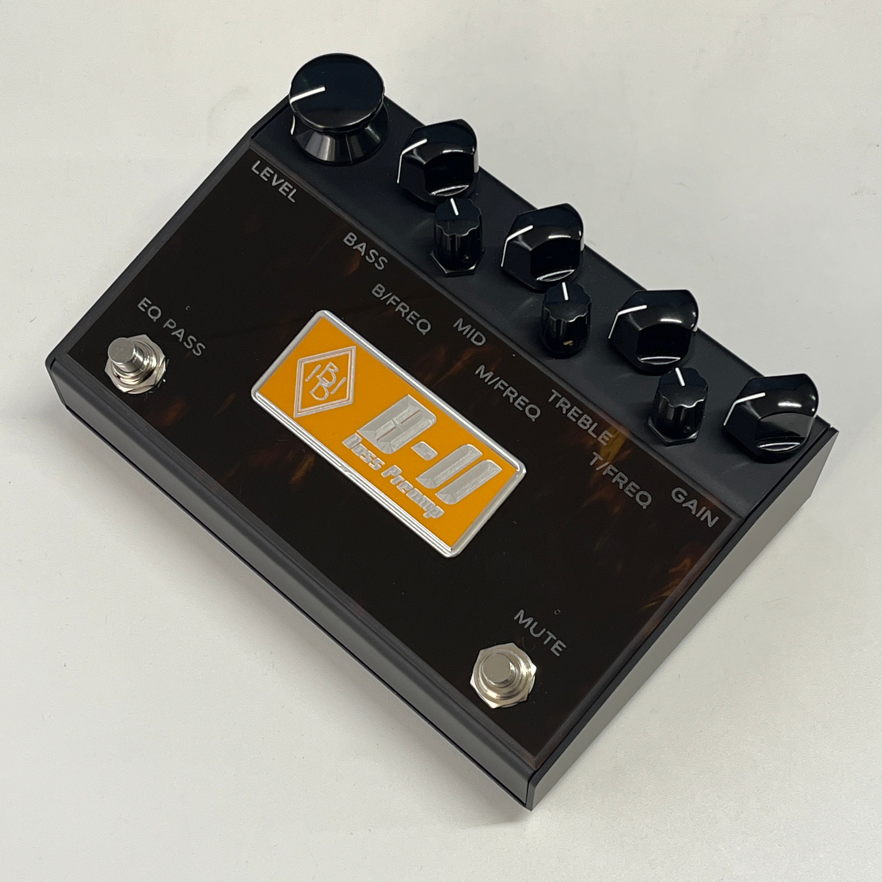 Inner Bamboo Bass Instruments | B-II Bass Preamp